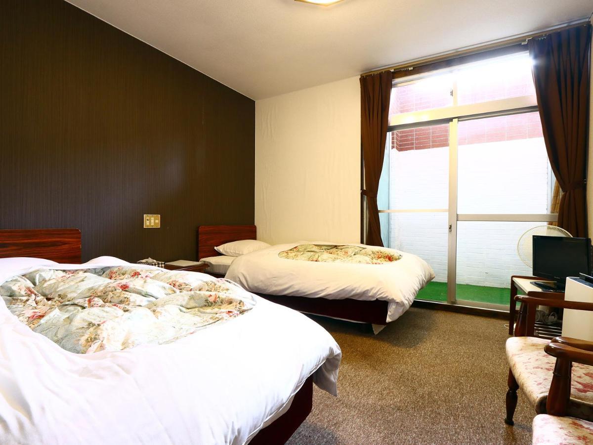 Hotel New Bernina Nagano Zewnętrze zdjęcie
