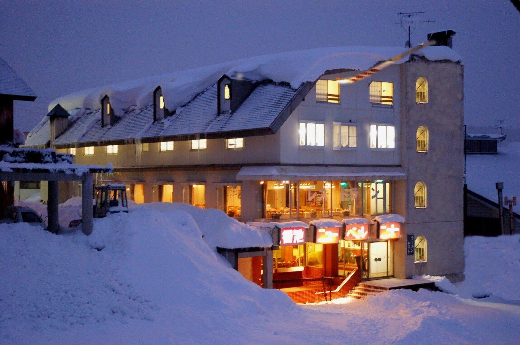 Hotel New Bernina Nagano Zewnętrze zdjęcie